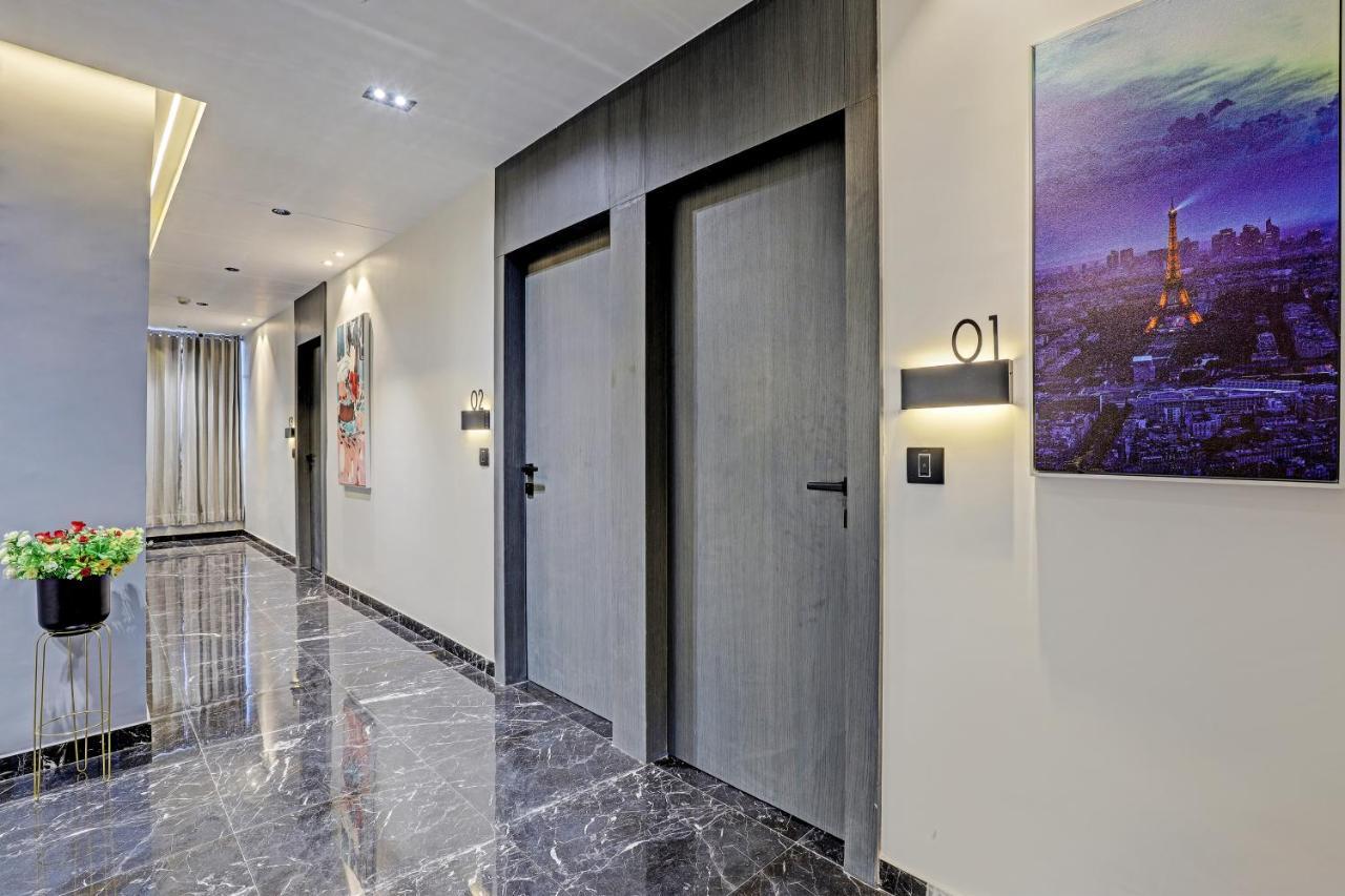 Hotel Lee Platinum Ahmedabad Exteriör bild