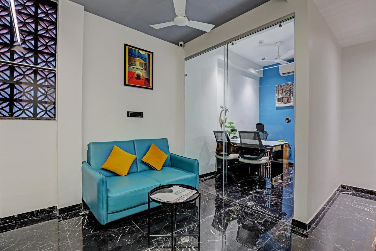Hotel Lee Platinum Ahmedabad Exteriör bild